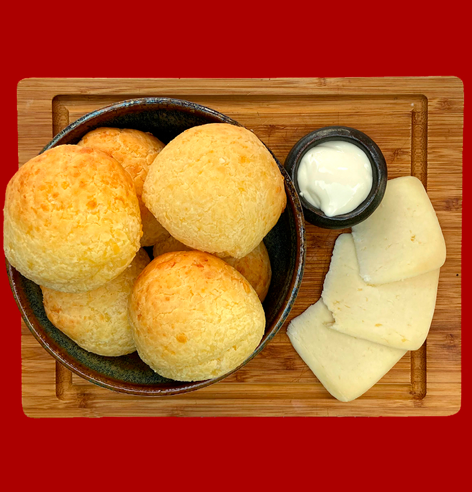 Pão de queijo com queijo da serra da canastra